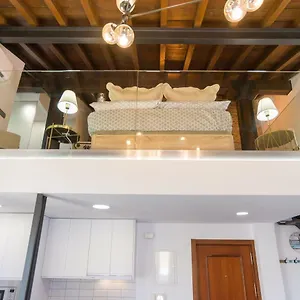Esparteros Atico Premium Appartement